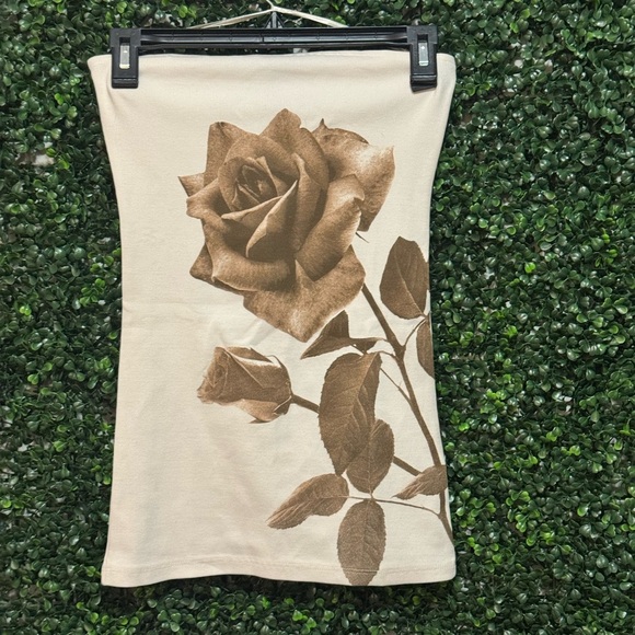 FREE PEOPLE Sunday Market Rose Graphic Ribbed Tube Top - Picture 6 of 11